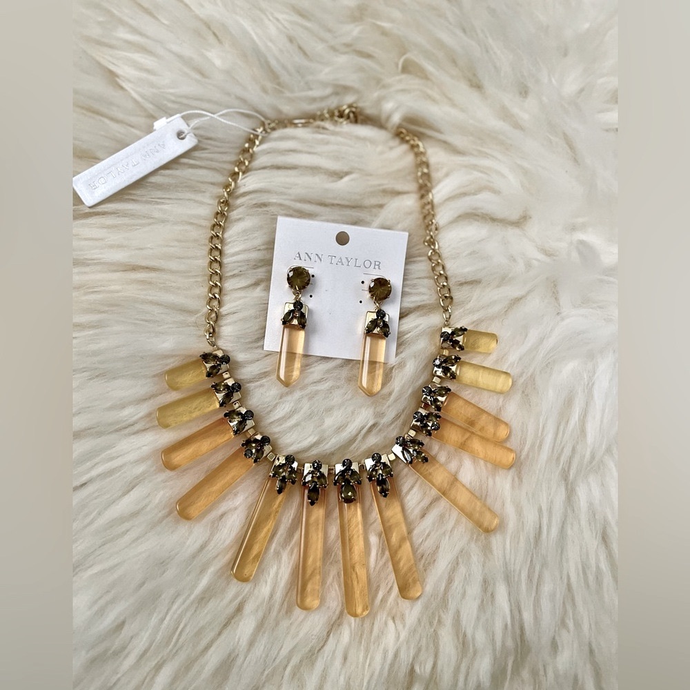 Ann Taylor Jewelry Set